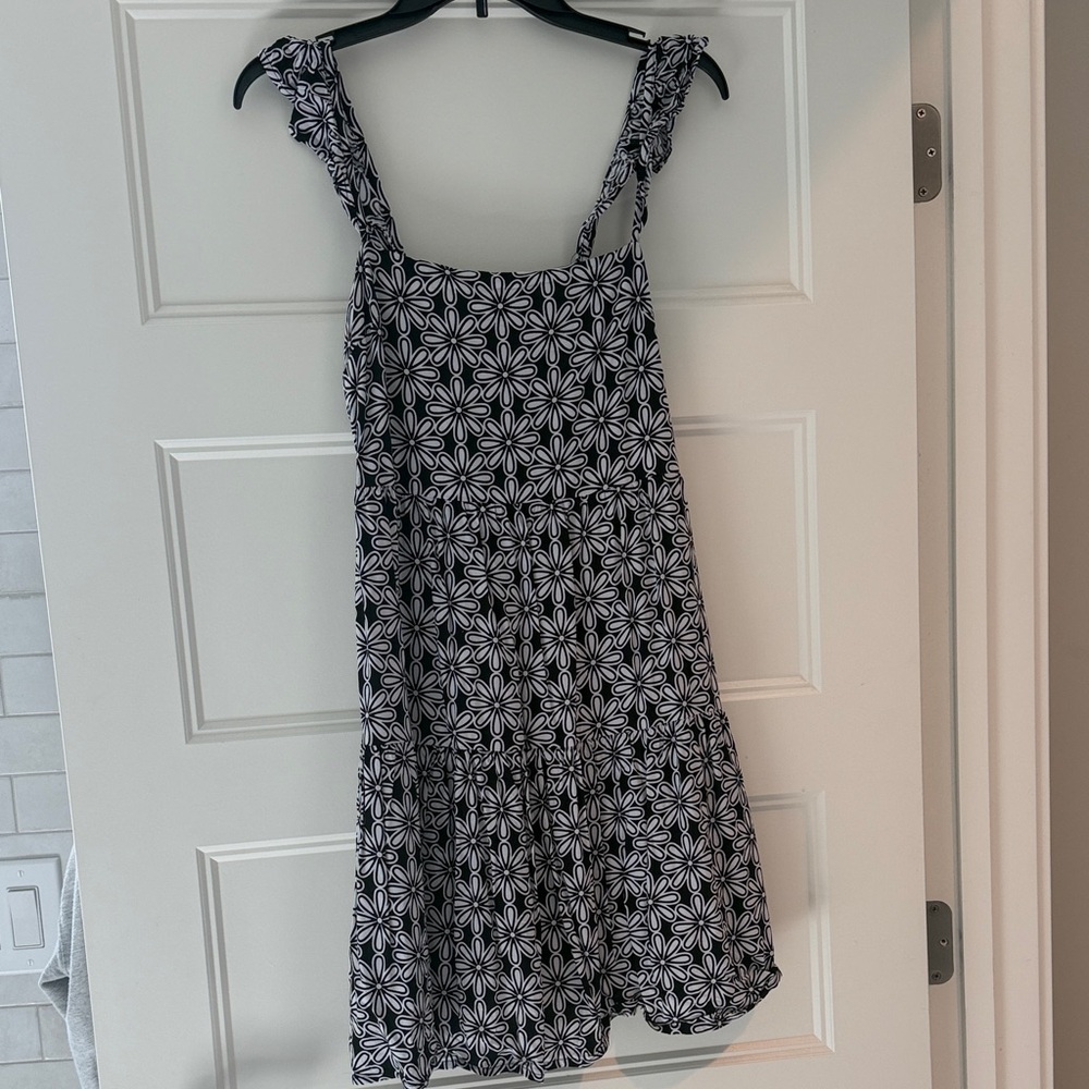 Kenny Flowers Floral Tiered Sundress - Black & White